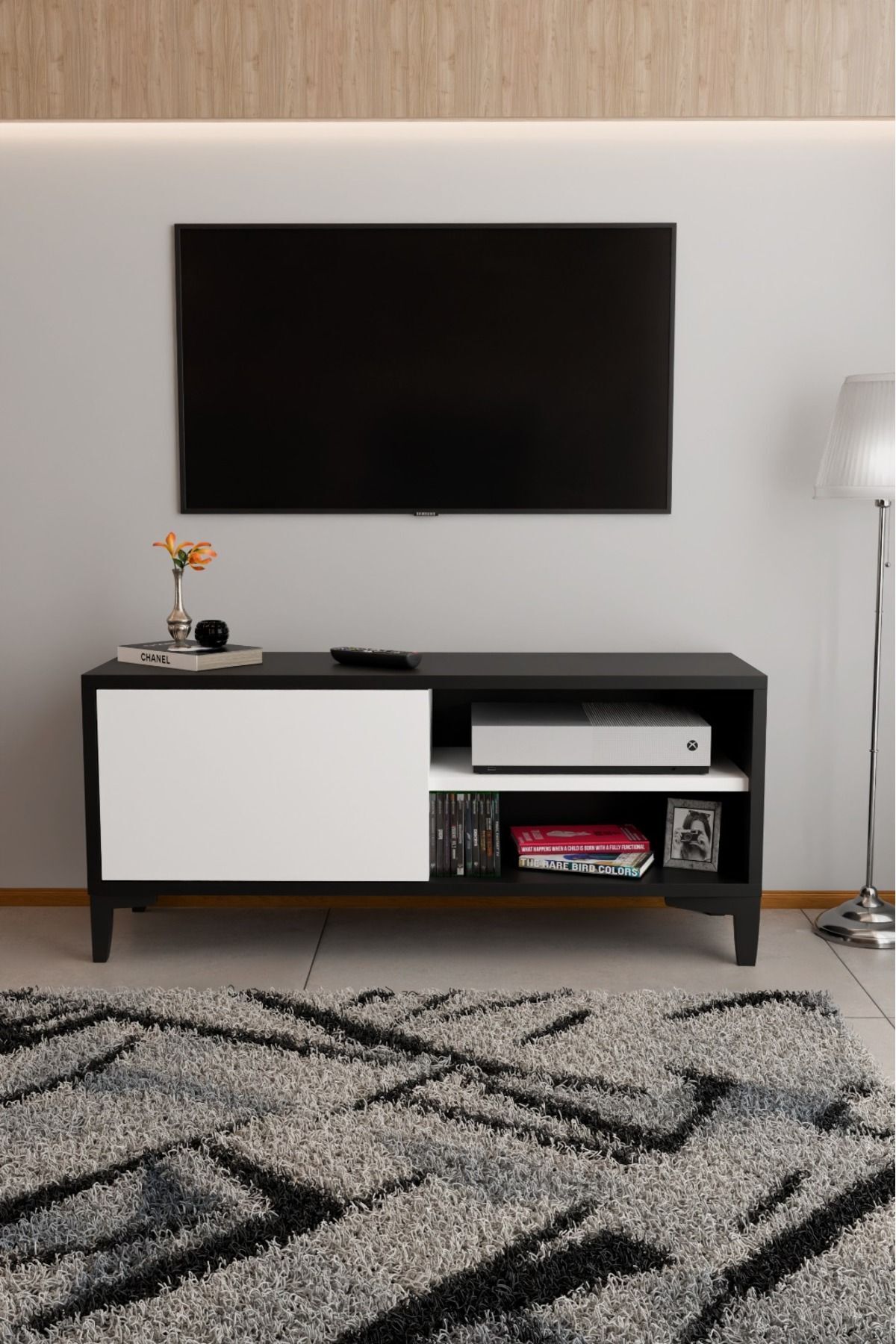 Modern TV Ünitesi Kapaklı Raflı TV Sehpası Salon İçin Minimal Tasarım Fonksiyonel TV Dolabı Siyah Beyaz